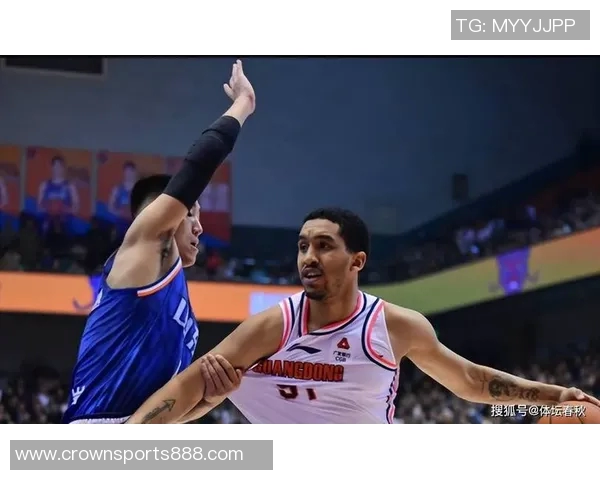 广州男篮引进委内瑞拉国家队体能教练里卡多洛佩兹助力球队新赛季