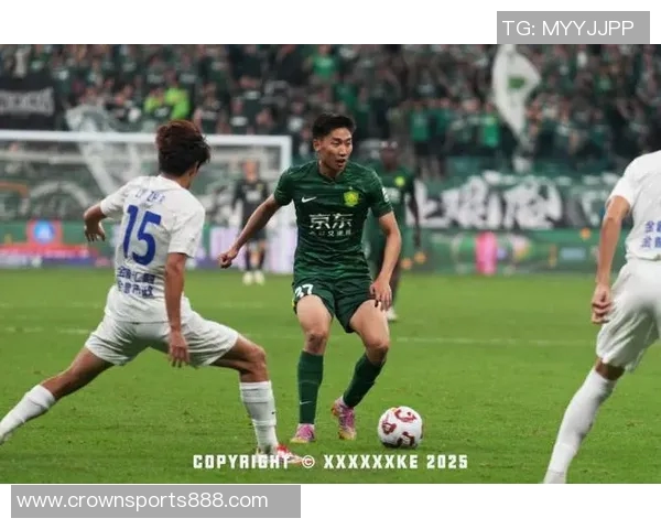 国安前锋法比奥在对阵大连英博比赛中戴帽当选中超第26轮最佳球员