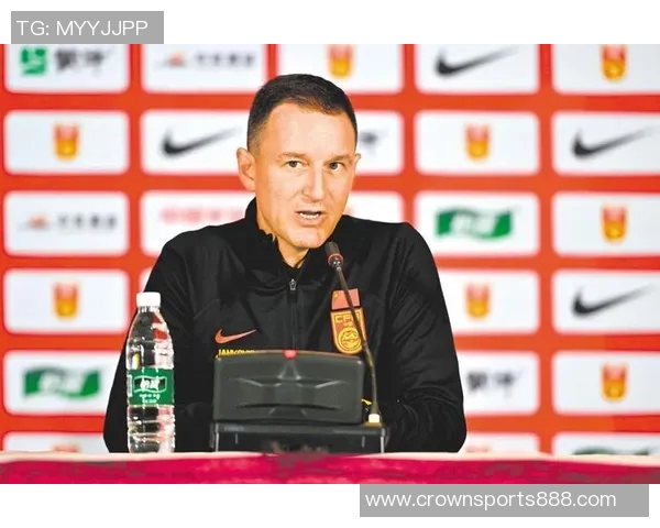 塞尔维亚男篮迎来新任主教练阿里姆皮耶维奇展现年轻活力