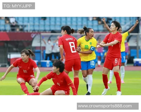 马德兴评论中国女足惨败英格兰各方沉默或欲淡化事件影响