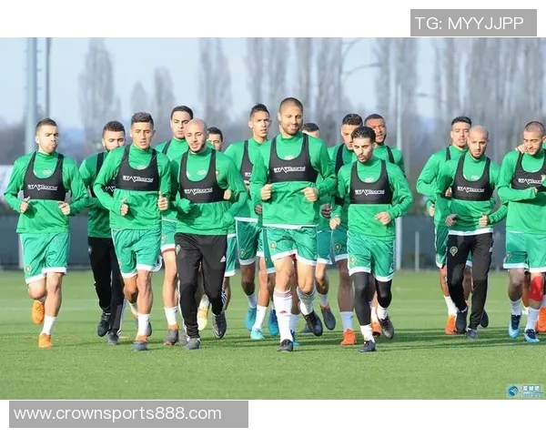 天津足球队正式引入四名外援大卫詹姆斯哈姆雷特雷诺兹克莱伯恩助力新赛季